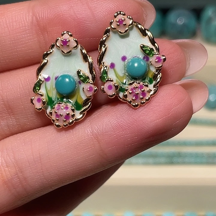 绿松石未镶嵌耳钉