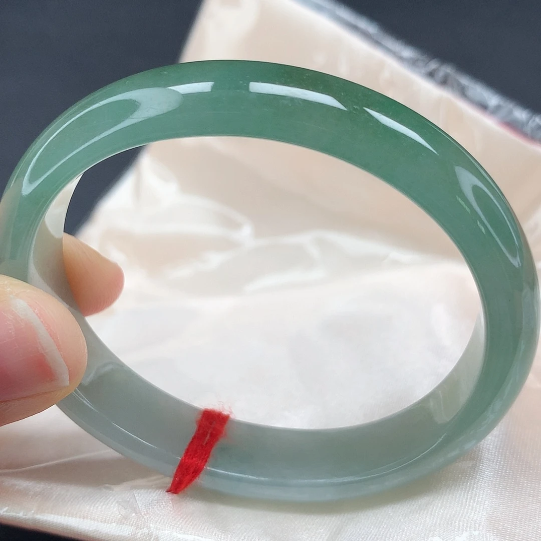 未镶嵌手镯翡翠，46号贵妃，正圈戴50.51