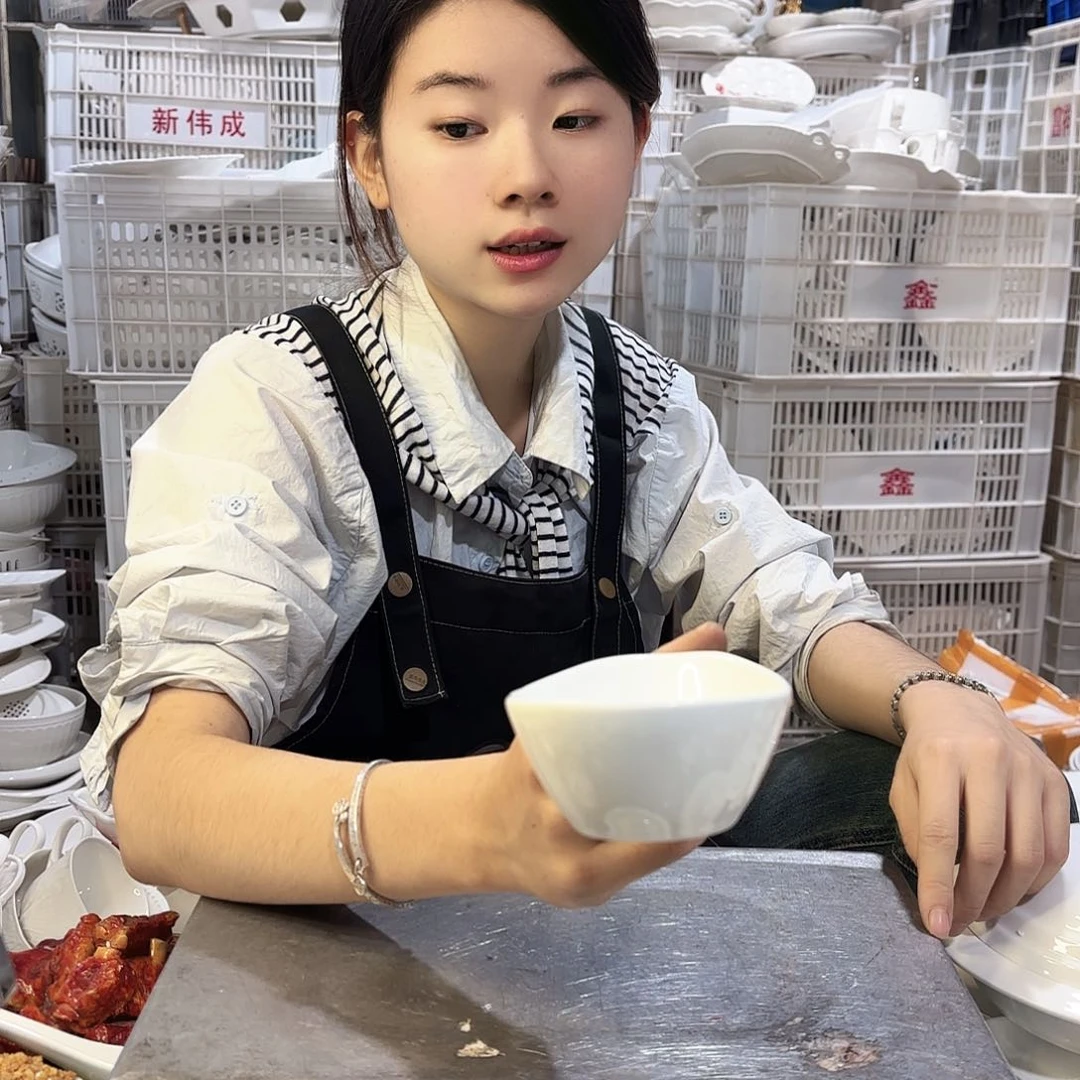 盘冬****光微瑕产品………两个