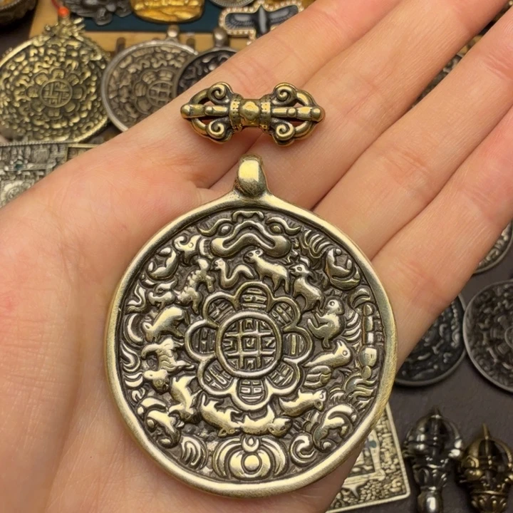 藏传文玩九宫如图