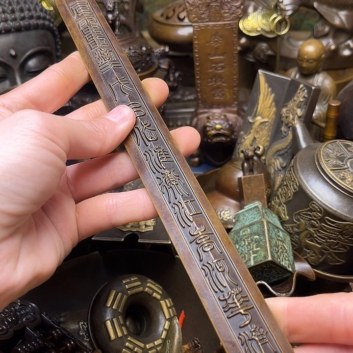 精美铜器批发档口