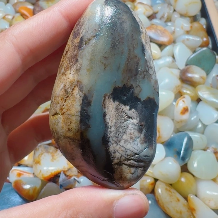 和田玉未镶嵌挂件120克