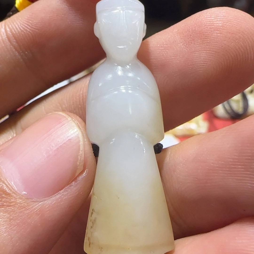 新***长颈饰未镶嵌和田玉