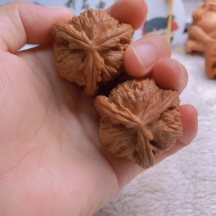 吊坠文玩核桃小*子三棱