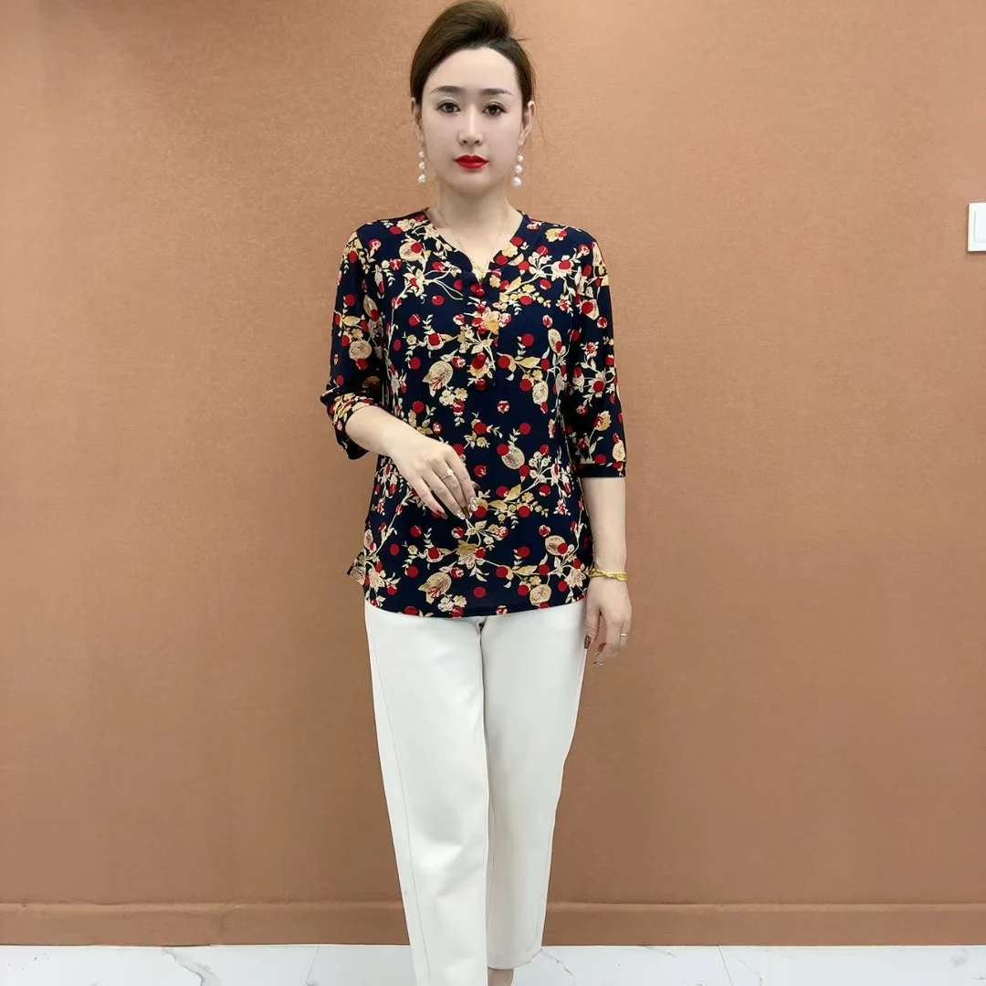 夏季气质妈妈装短袖冰丝百搭小衫