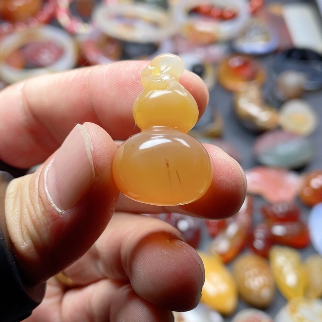 玛瑙/玉髓未镶嵌颈饰