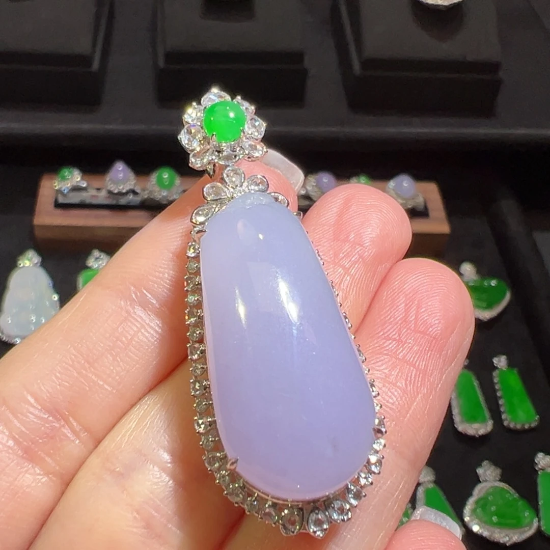 翡翠颈饰18K金镶嵌收到货48小时鉴赏期