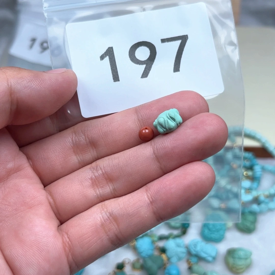 南红玛瑙未镶嵌珠宝奇石