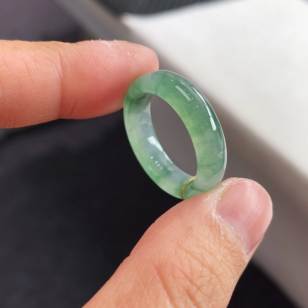 翡翠未镶嵌戒指19号