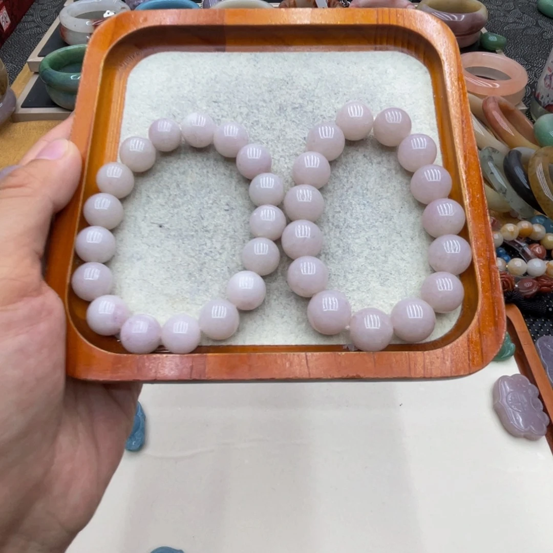 石英质玉未镶嵌圈口齐全