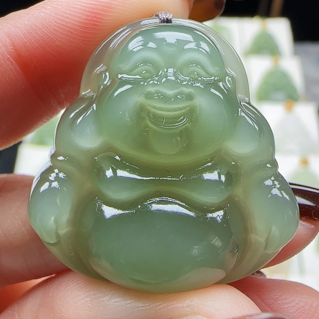 和田玉未镶嵌吊坠(赠链)