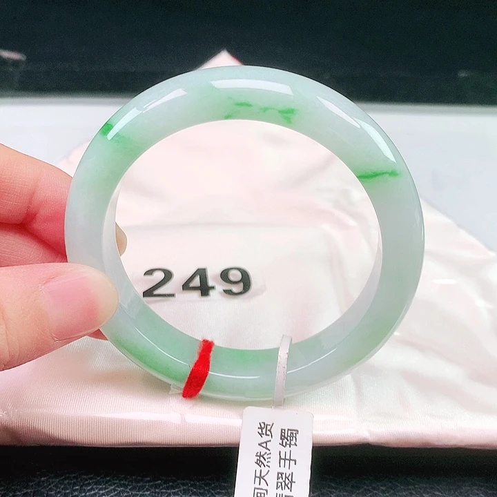 翡翠未镶嵌手镯249
