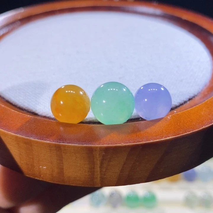 翡翠未镶嵌吊坠(不含链)翡翠冰三彩珠