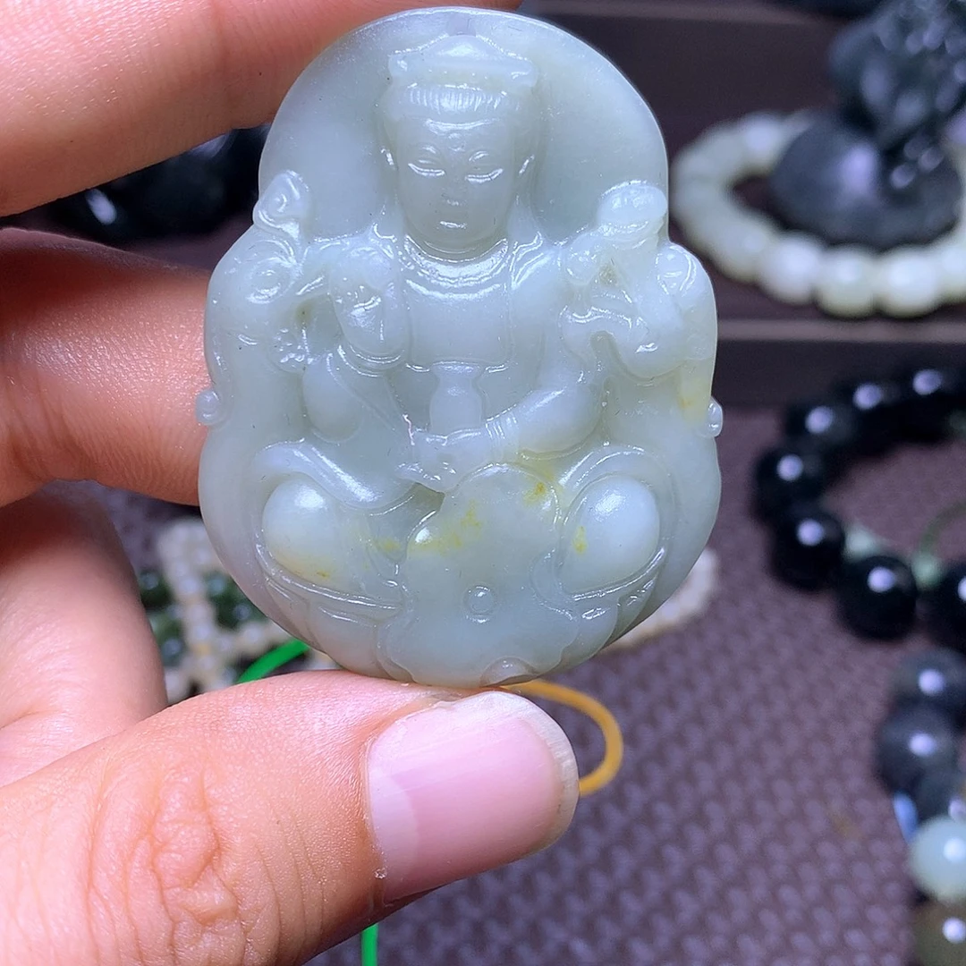 颈饰未镶嵌和田玉