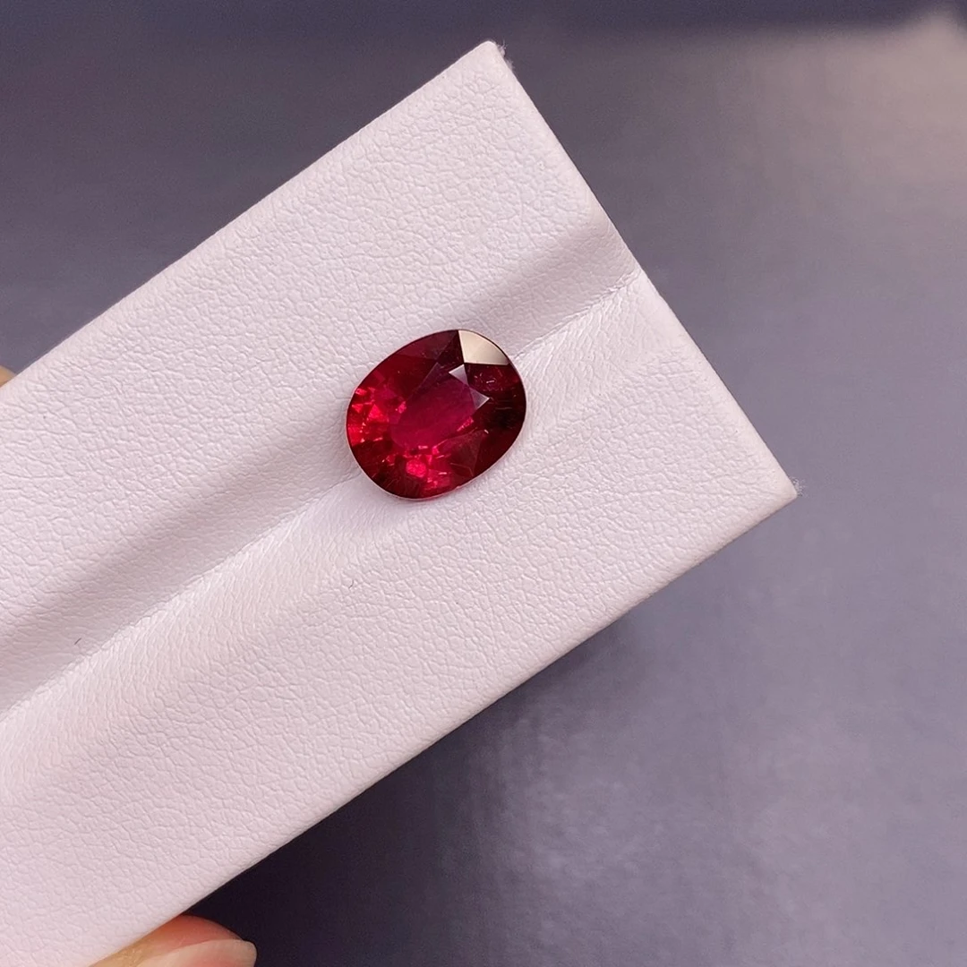 未镶嵌裸石碧玺3.04克拉