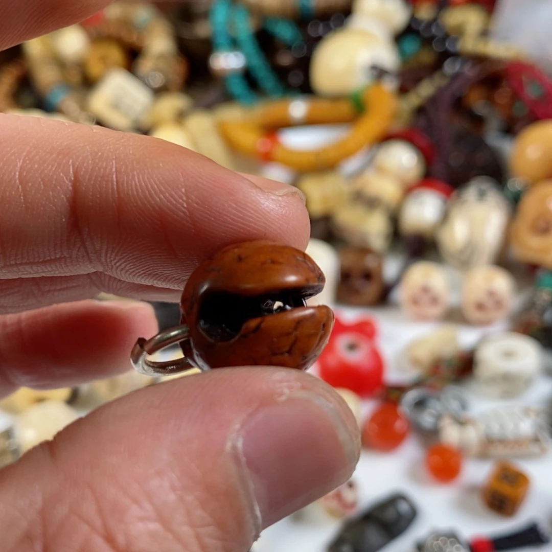 【闪购商品】树脂制品挂件吊坠