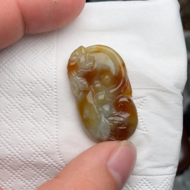 颈饰未镶嵌翡翠如意