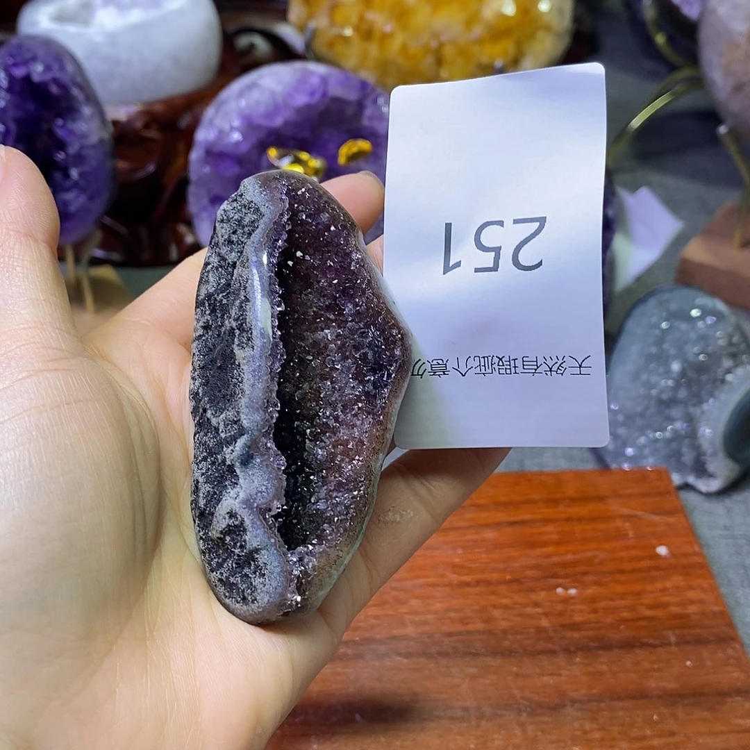 紫晶未镶嵌珠宝半成品
