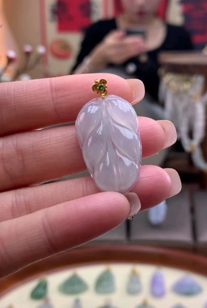 天然缅甸A货吊坠