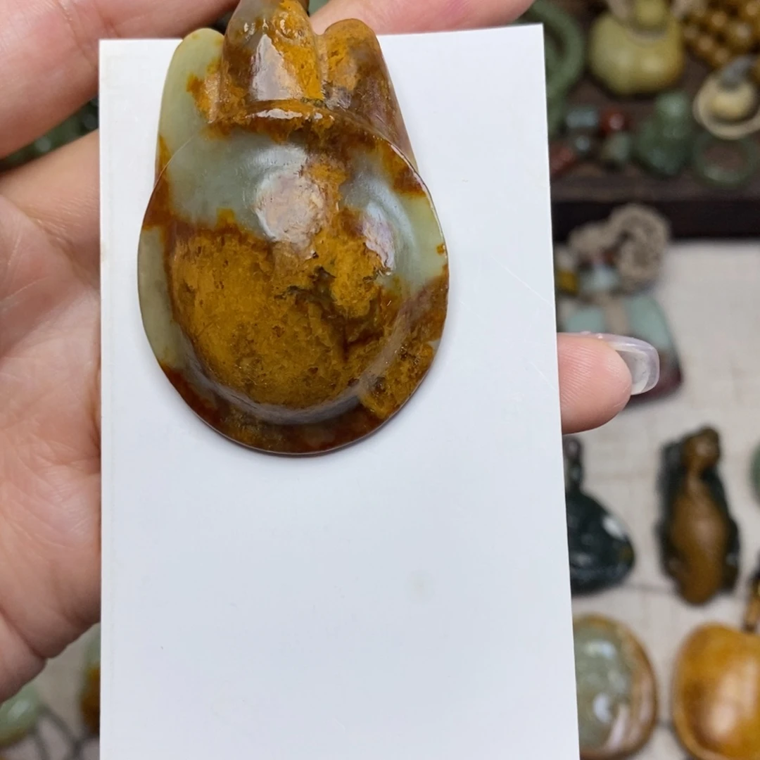 岫岩河磨玉（透闪石质玉）未镶嵌颈饰用****公