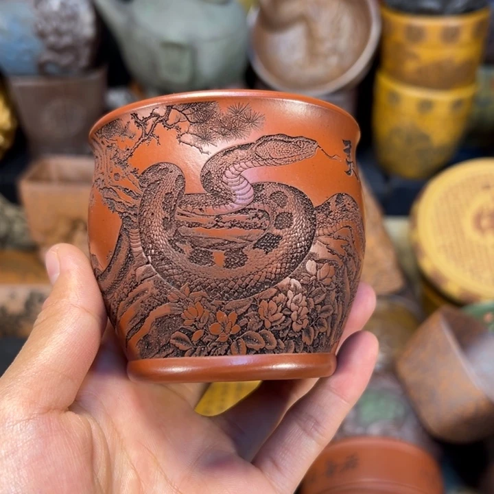 紫砂茶杯宜兴紫杯子