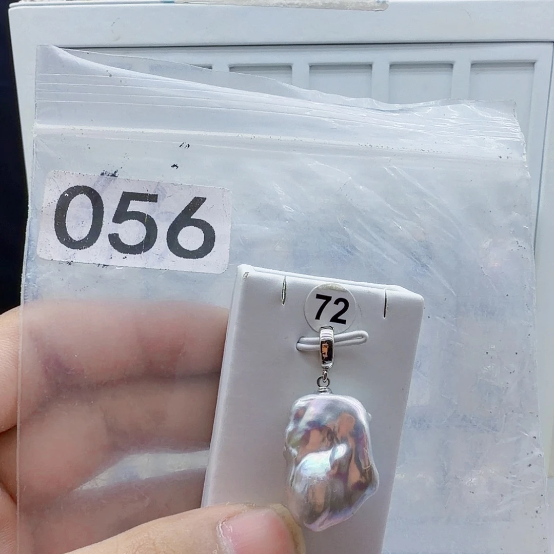 淡水珍珠颈饰合金