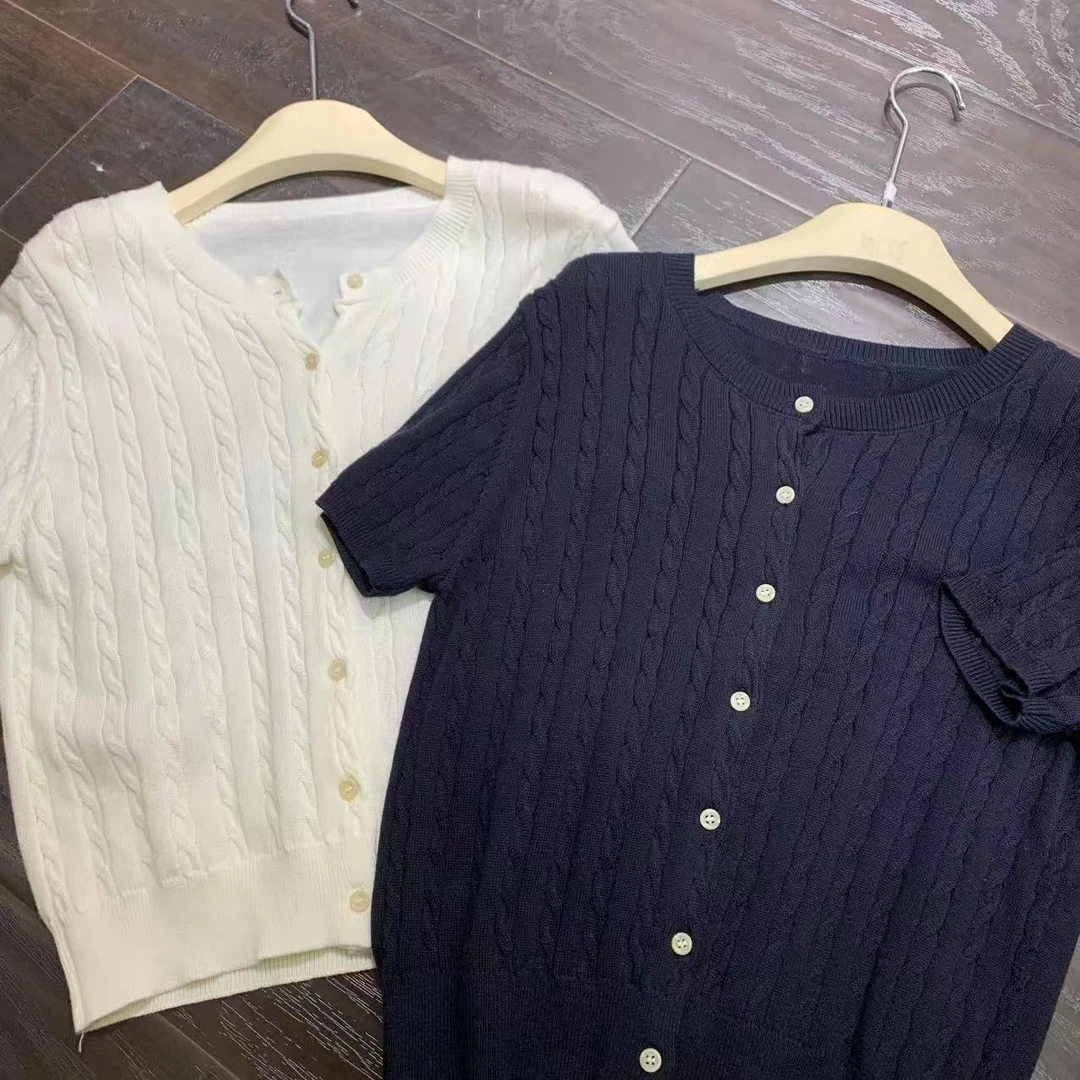 【 雨•美 推荐 】7120圆领字母毛衣开衫短袖