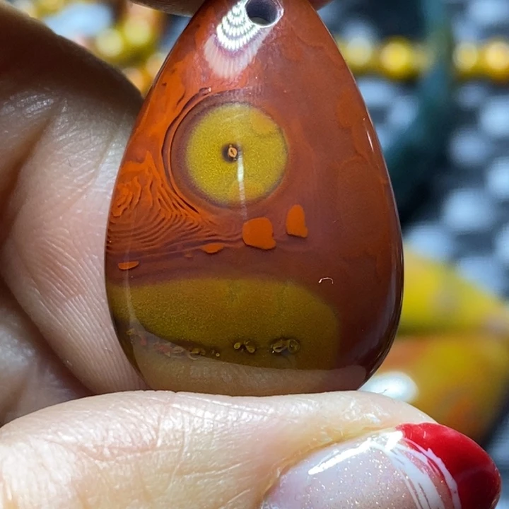 玛瑙/玉髓颈饰足银镀金镶嵌白***Ծ