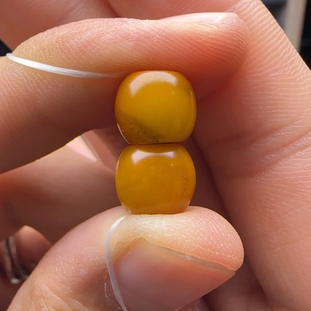 琥珀颈饰未镶嵌ghhgyhhhhhhhhh