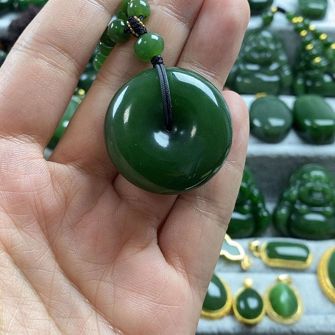 和田玉（碧玉）未镶嵌颈饰31.6mm