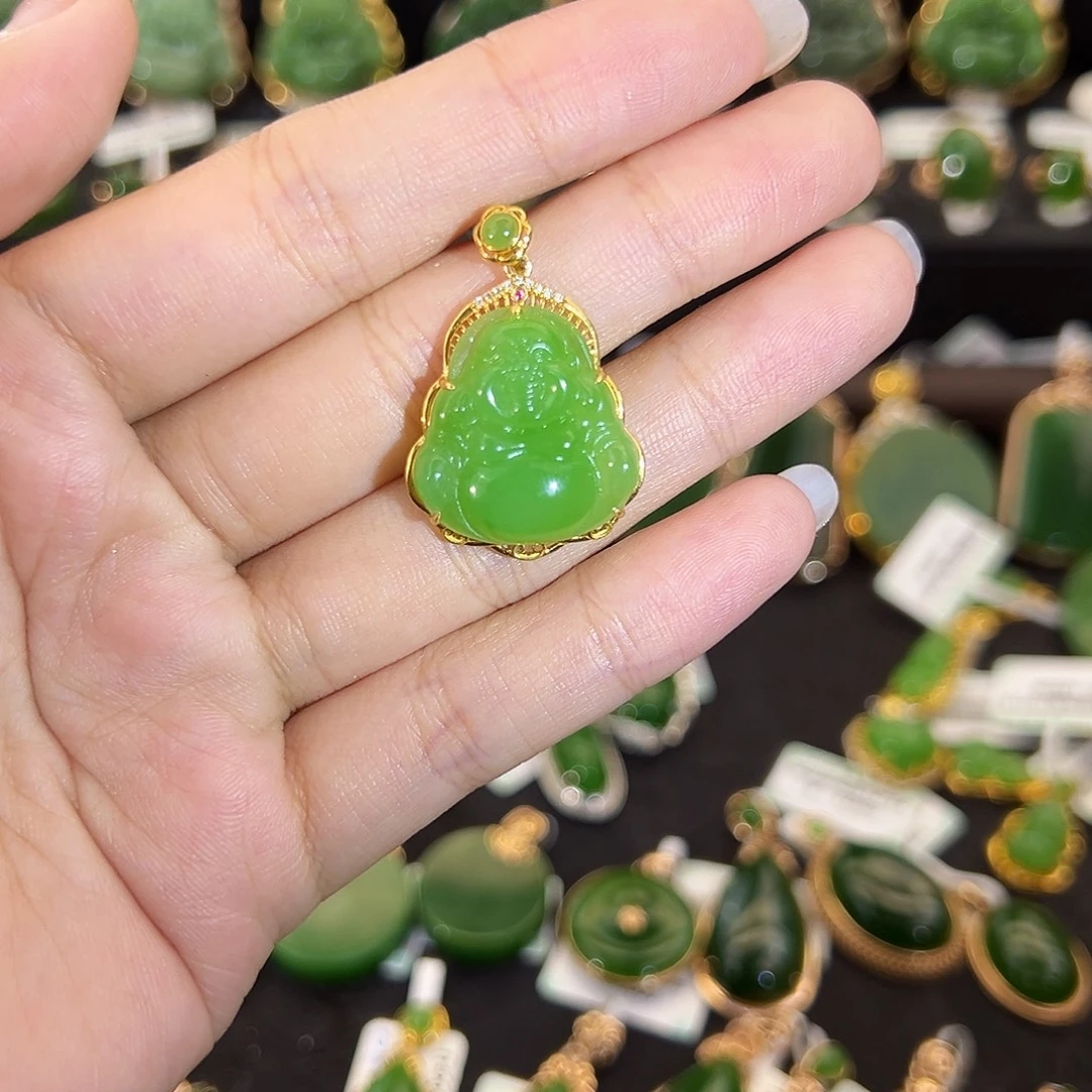 和田玉（碧玉）18K金镶嵌吊坠(不含链)苹果绿佛公20mm