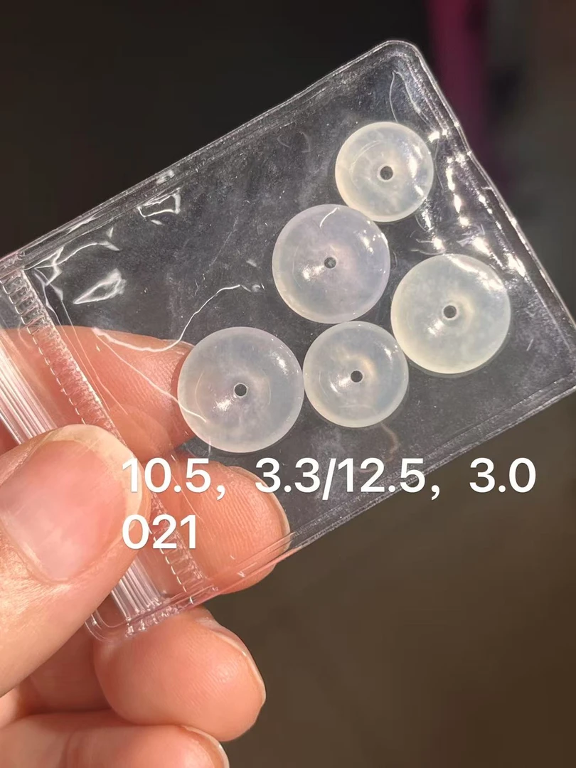 天然缅甸A货翡翠平安扣