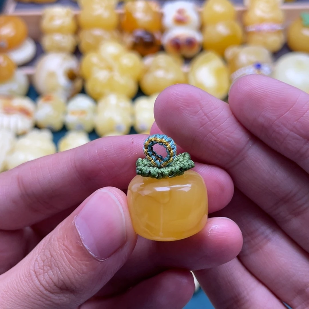 琥珀未镶嵌裸石蜜蜡