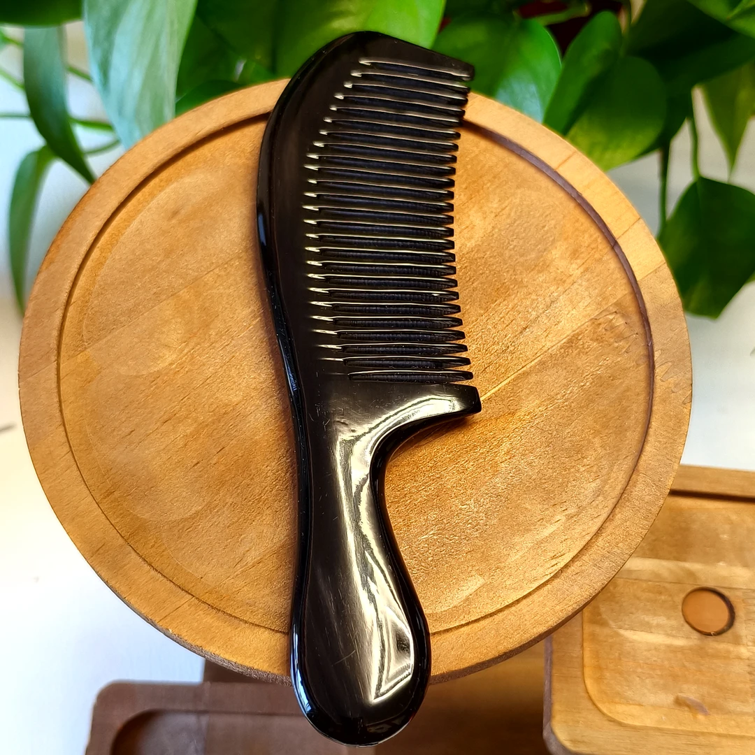 梳子牛角梳黑水牛角17厘米按摩梳男女通用防静电角尖梳光柄梳正宗