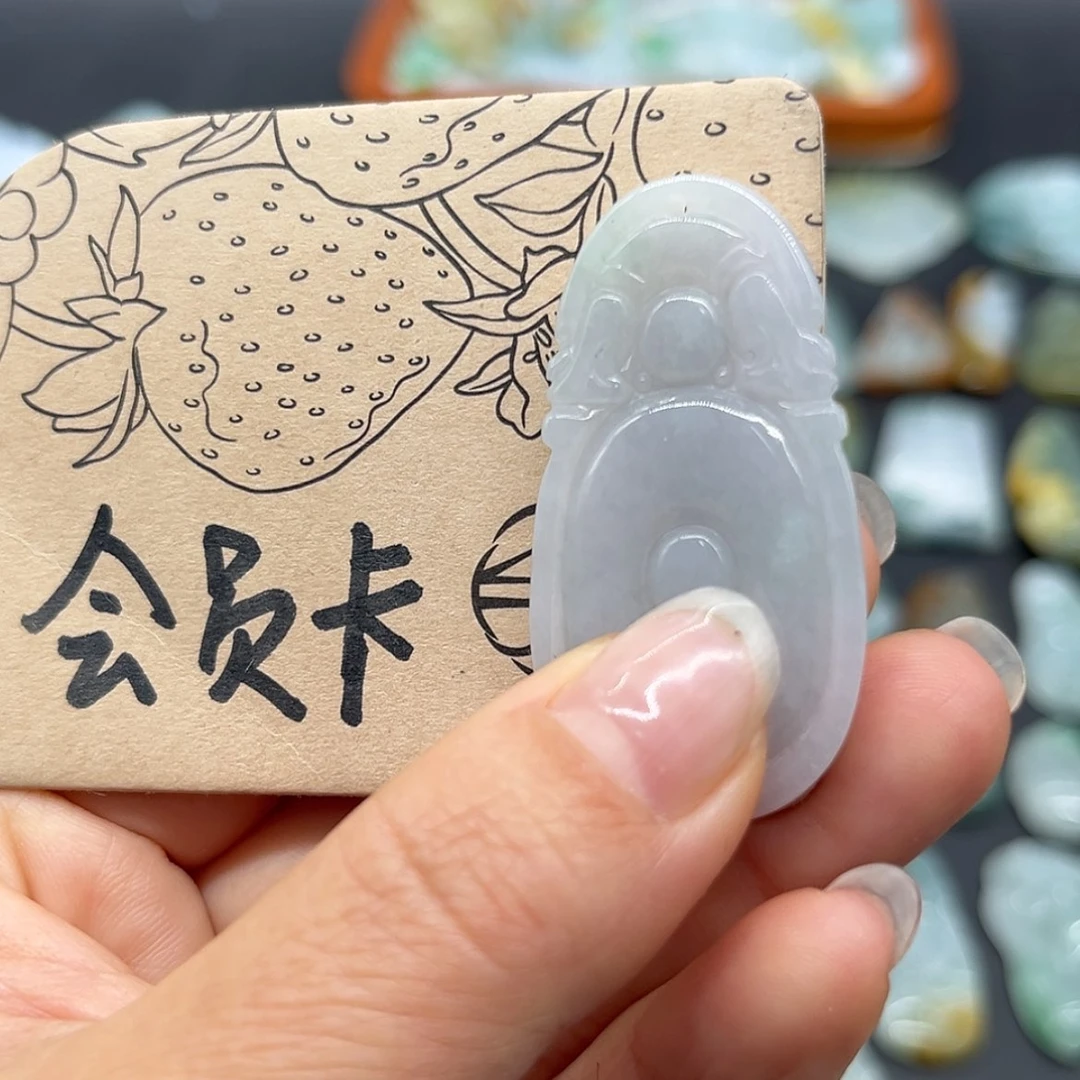 【闪购商品】翡翠颈饰未镶嵌蒾预存