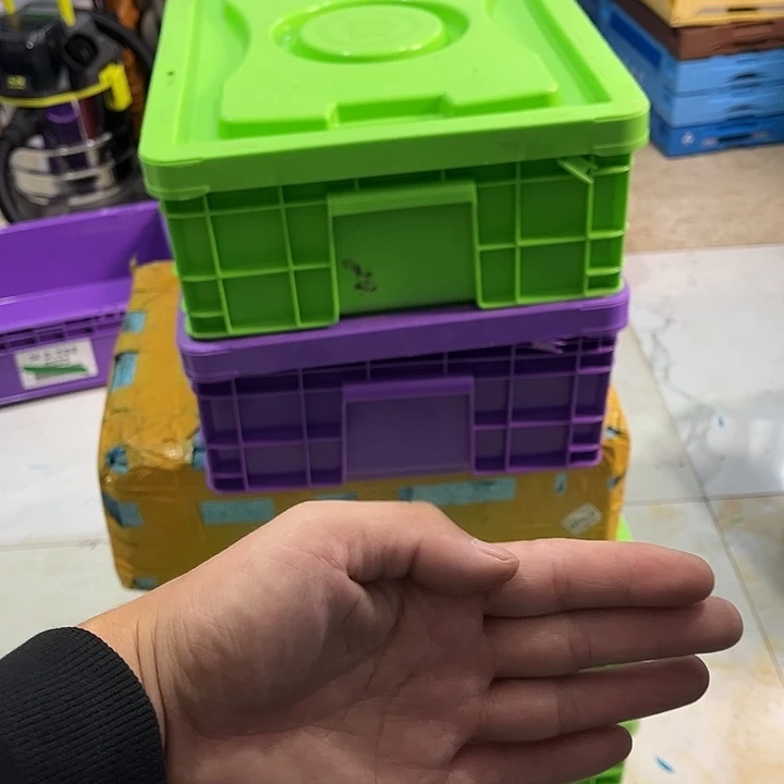 心***往厚款两个瑕私品箱子