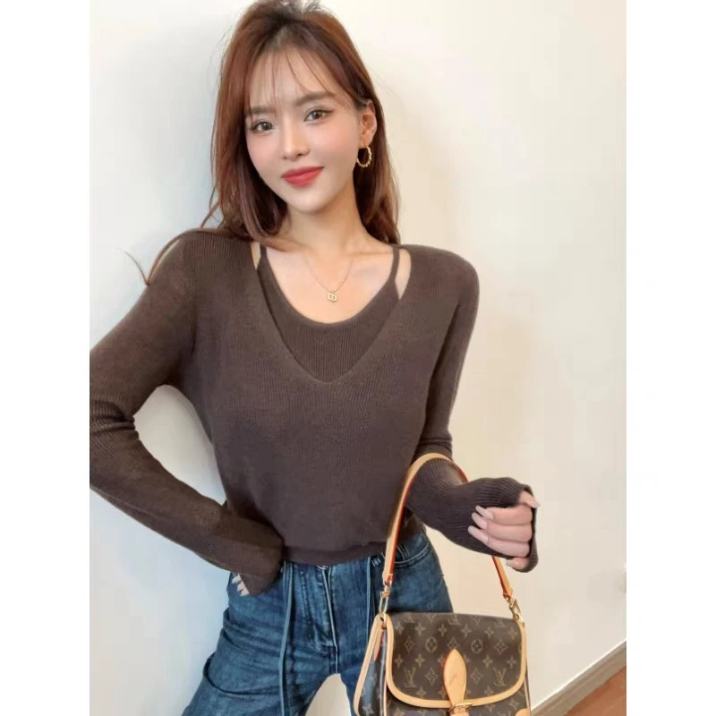 法式复古软糯慵懒风奶fufu针织衫高级感咖色露肩假两件毛衣女秋季