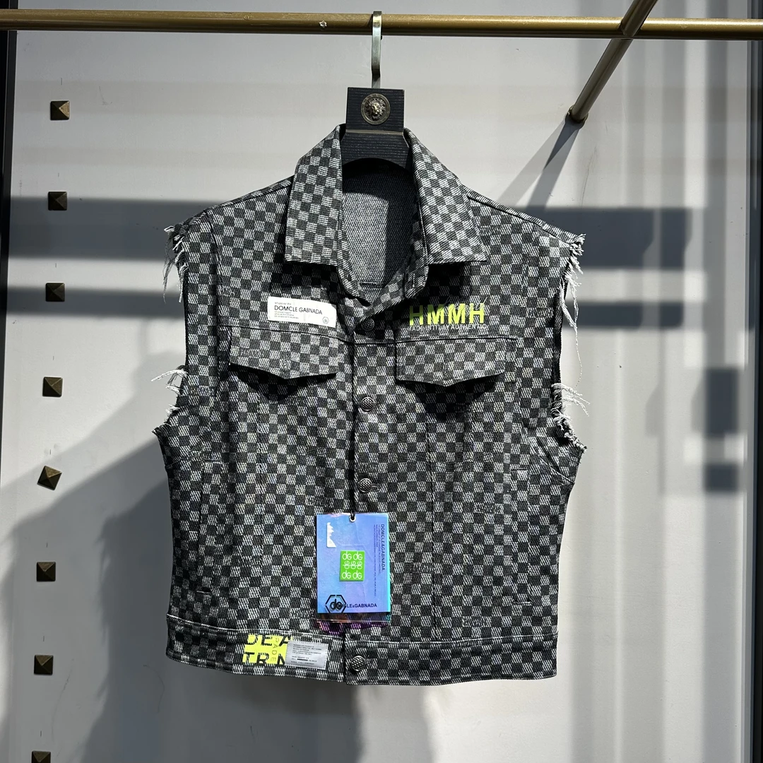 DG/精纺编制美式棋盘格马甲（7721008）