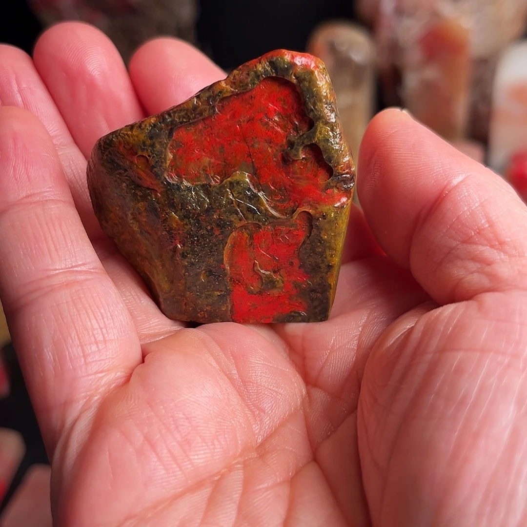 其他昌化石昌化田黄鸡血石