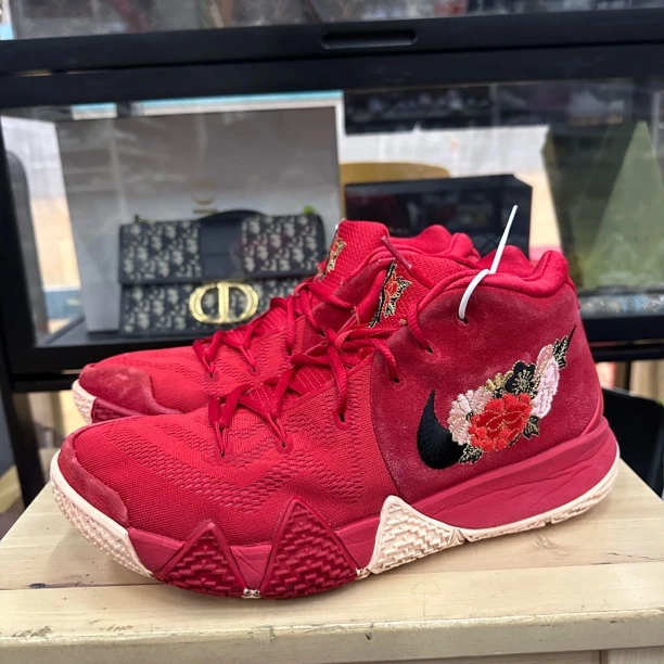 44码/欧文4 中国年/555220/篮球鞋/无盒