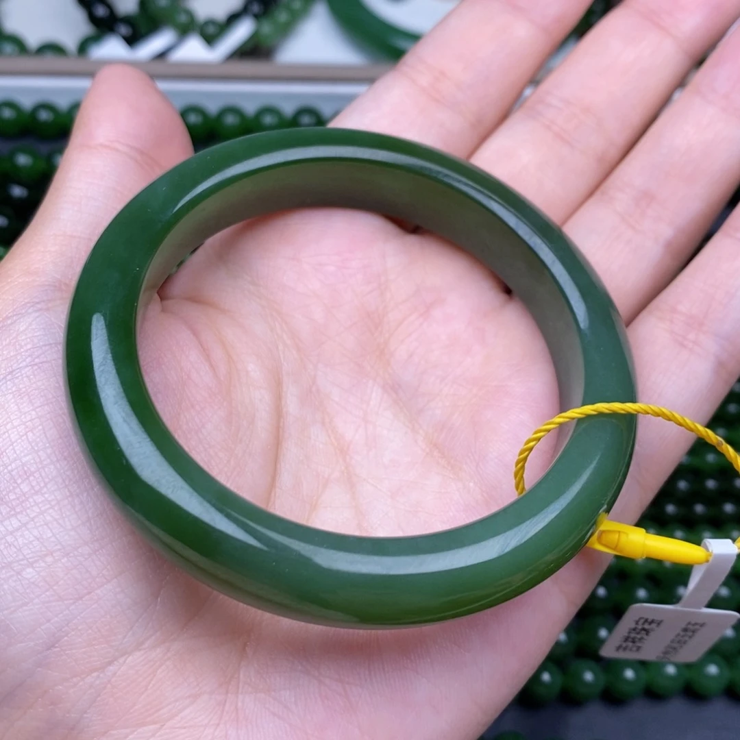 未镶嵌手镯和田玉（碧玉）55粉青微猫眼无黑