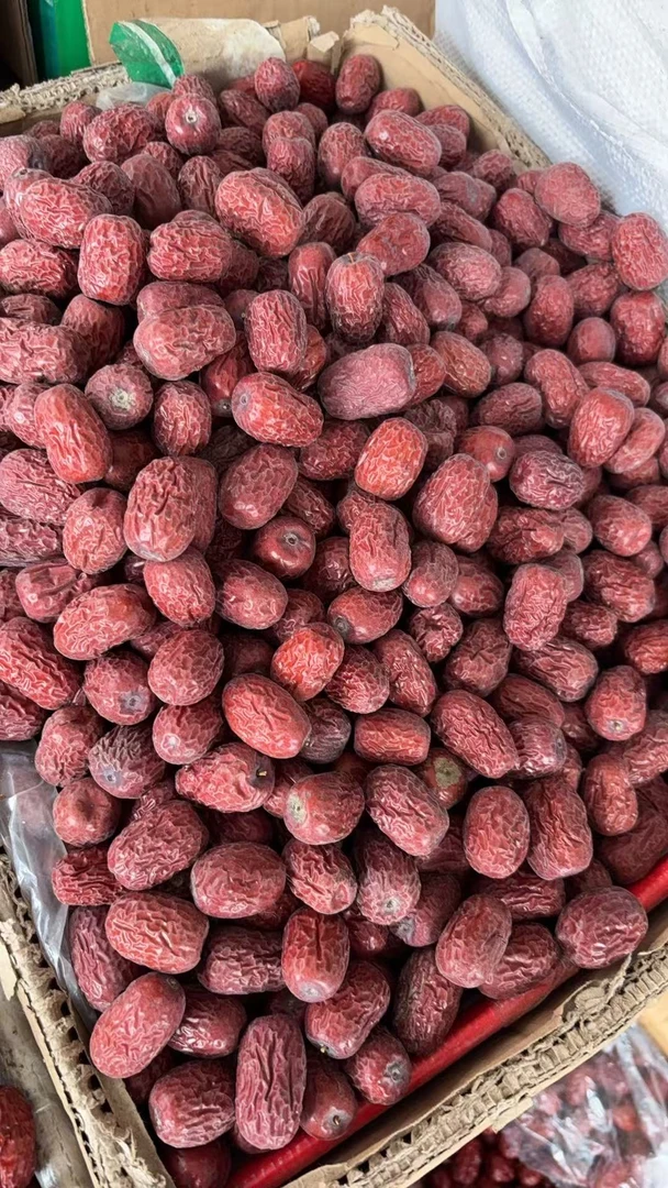 特产灰枣红枣煮粥泡茶生吃小灰枣皮薄肉厚香甜可口