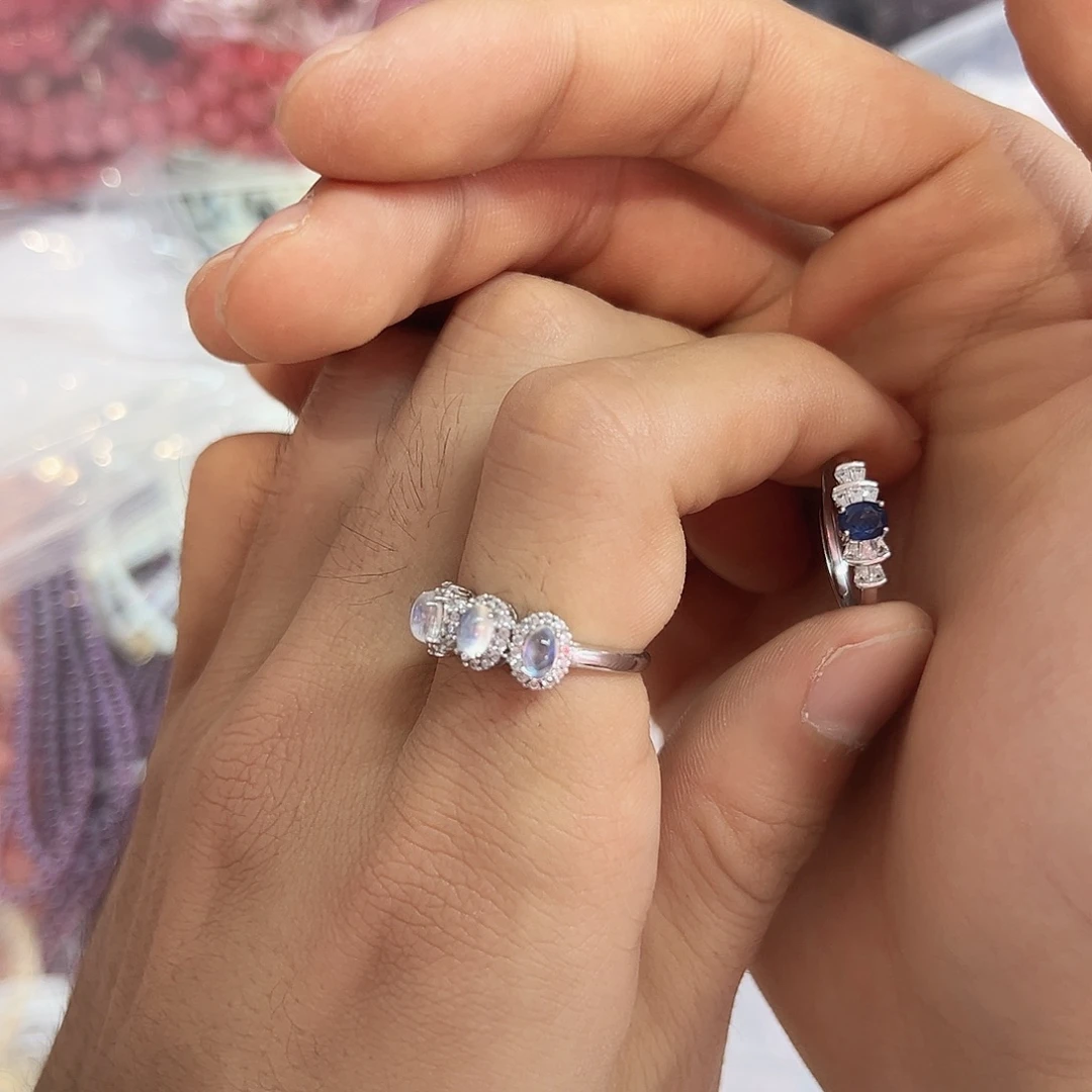 J***s青金石未镶嵌手链