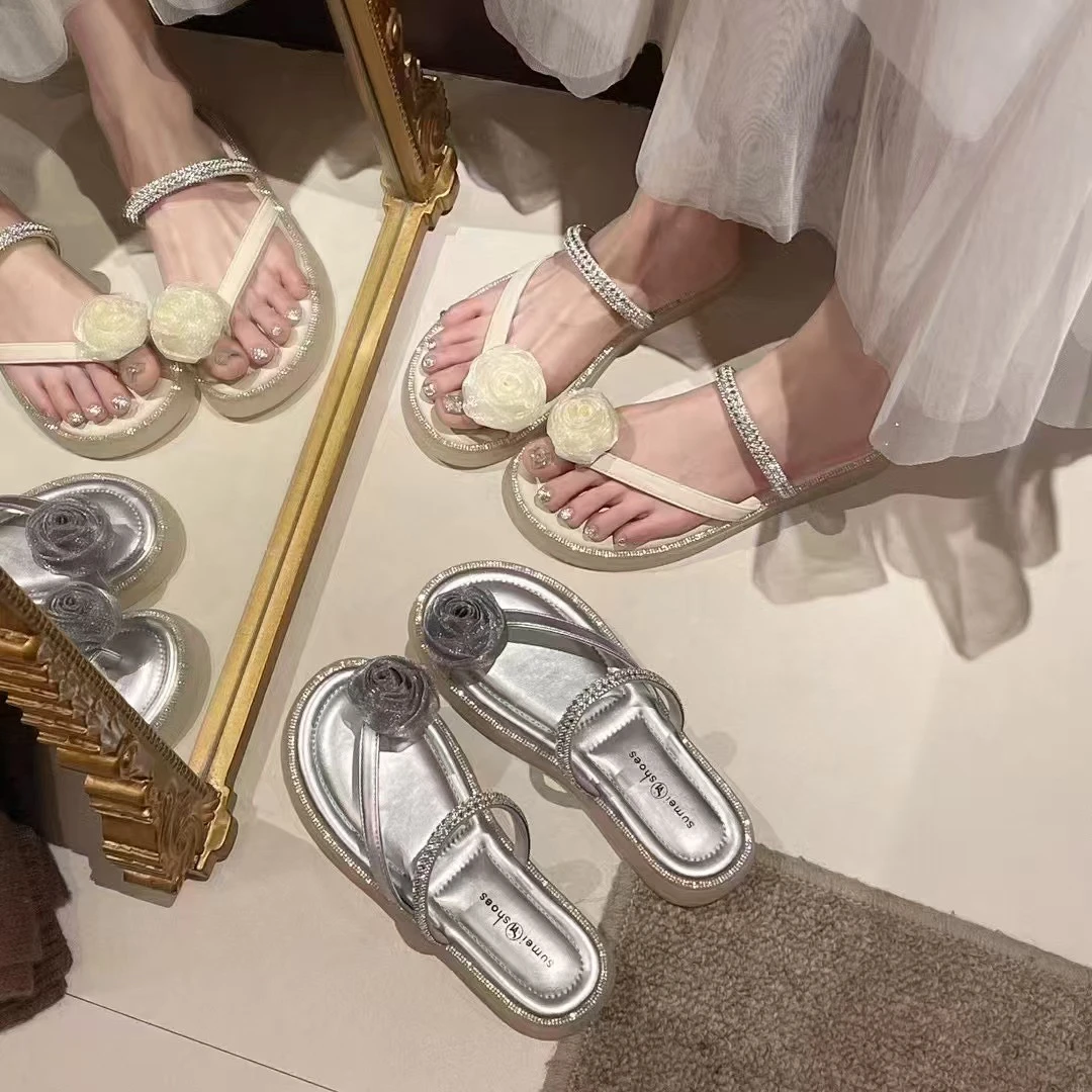 日常花朵胶粘鞋水钻平底一字拖沙滩鞋女鞋百搭厚底