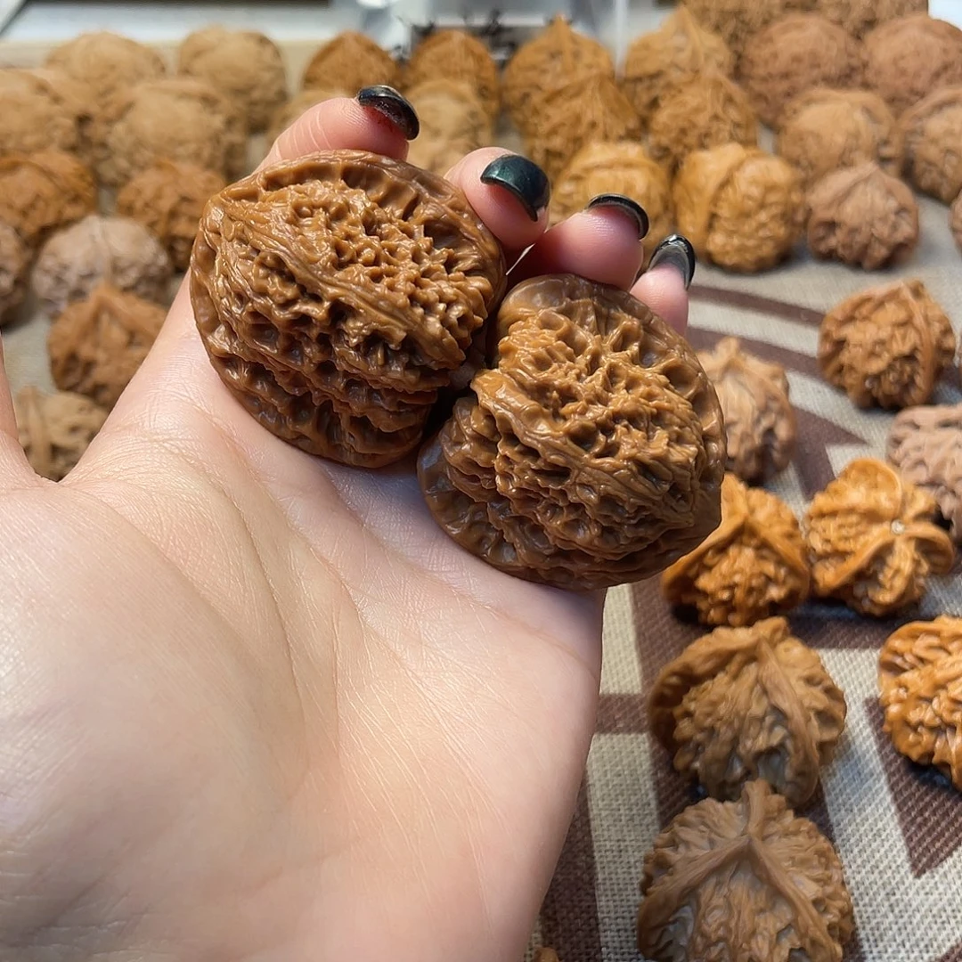 吊坠文玩核桃三角疆