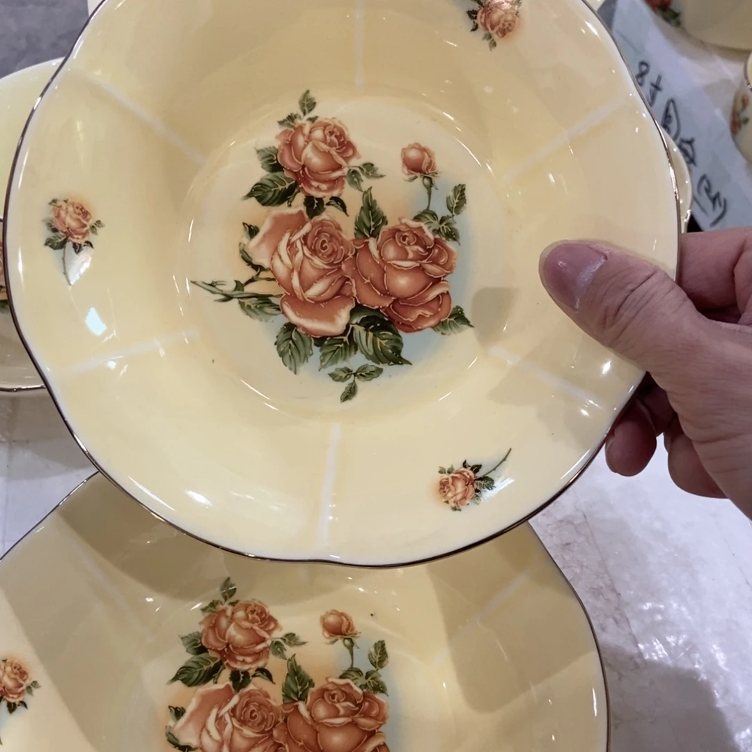 星博陶瓷……………………………………