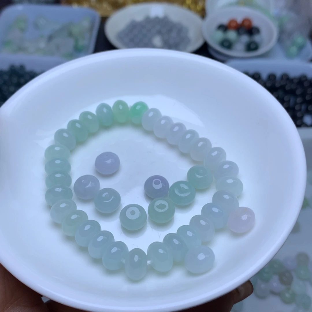 【闪购商品】未镶嵌手链翡翠卡5乘8鼓珠2个