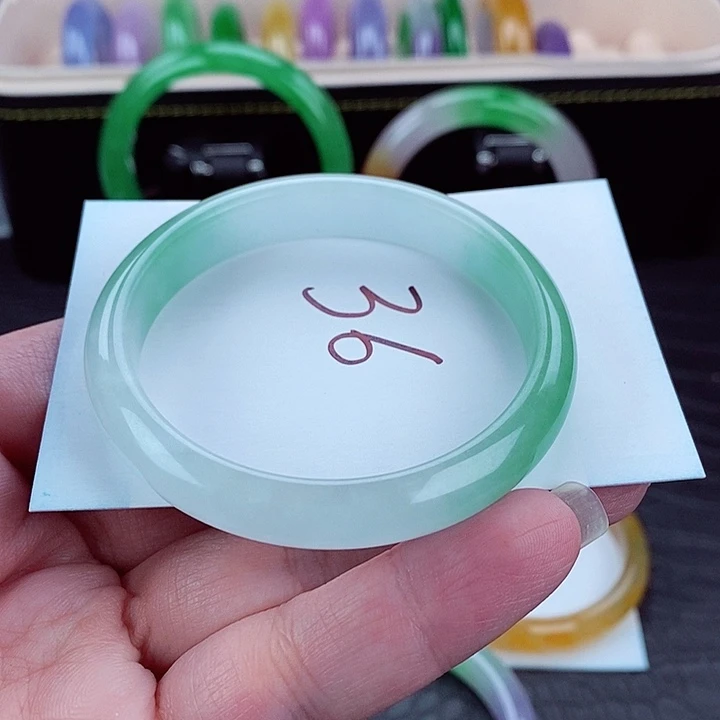 时尚潮流百搭手镯