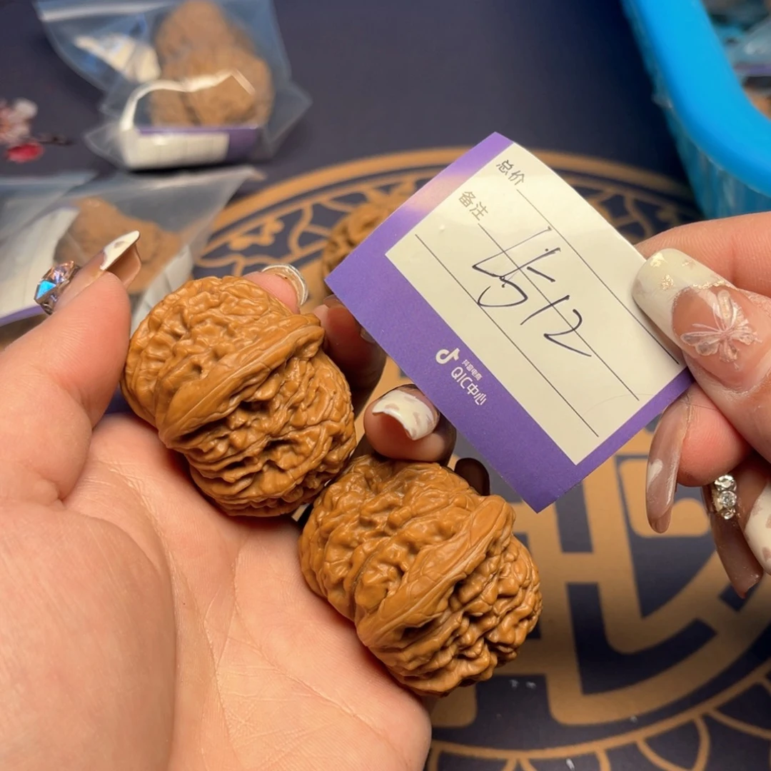 文玩核桃把件拱桥楼