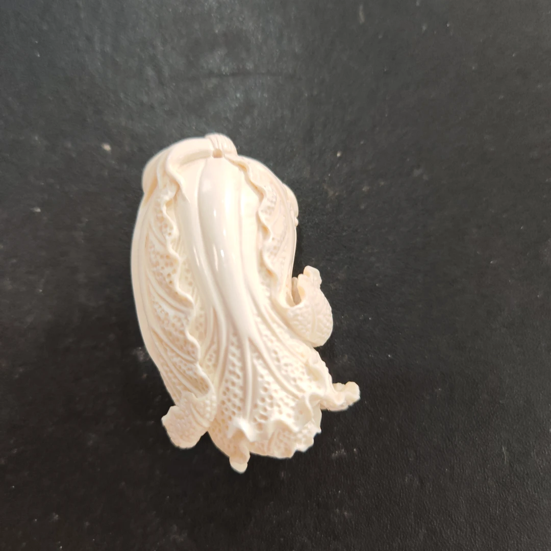 猛犸约33.6克雕刻件ZL1172